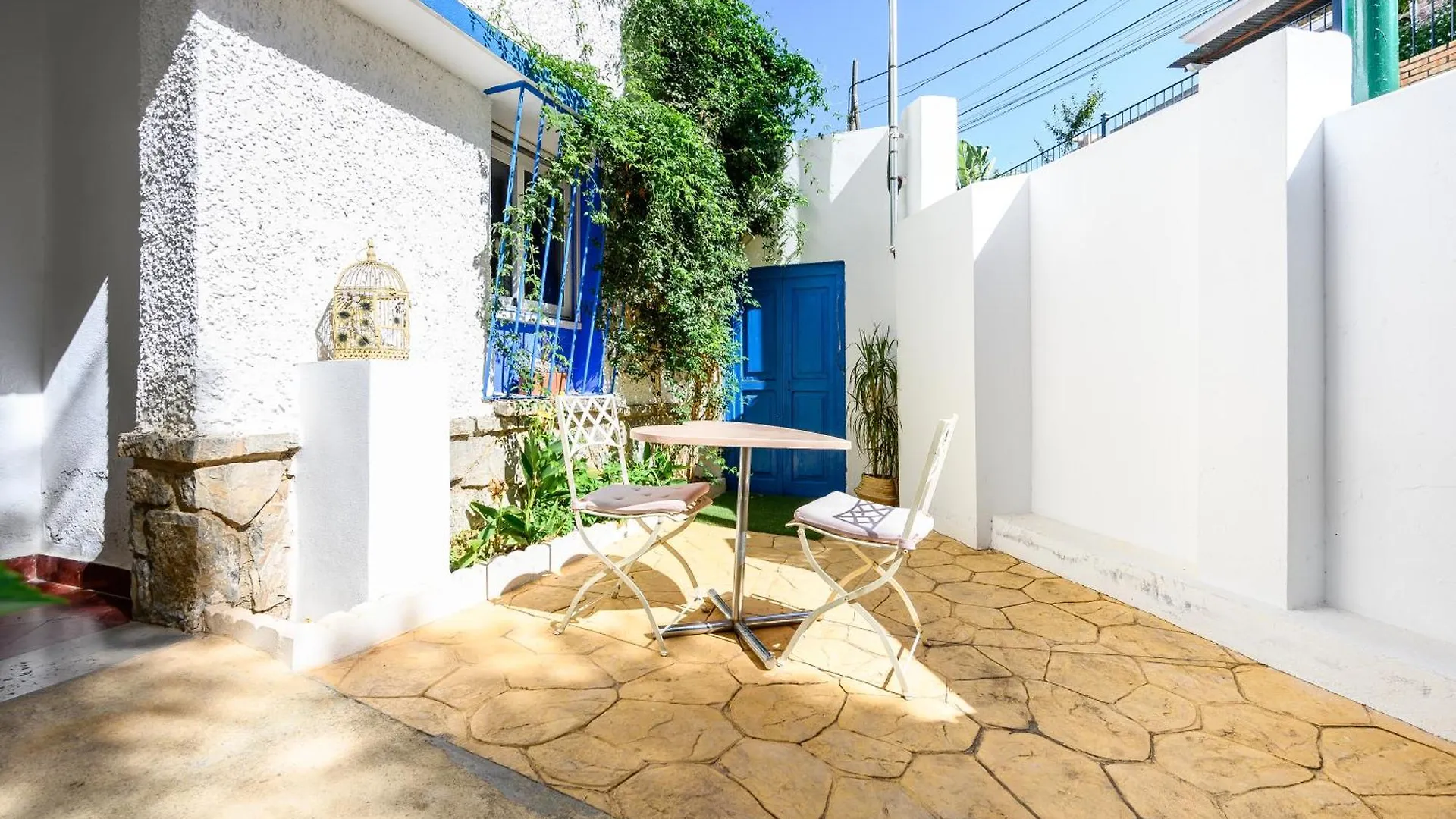 Homestay Blue Castle Guesthouse Malaga